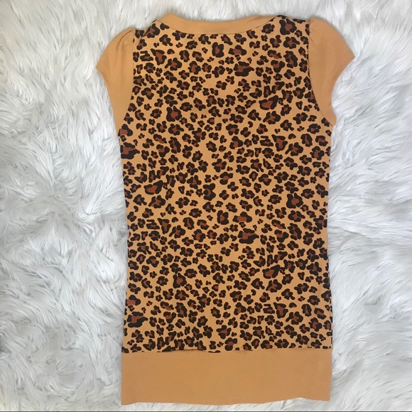 Cheetah/Leopard Print Top - Picture 2 of 4